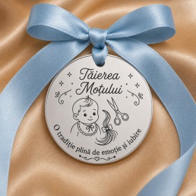 Bănuț argint moț băiat 22 mm, băiețel cu foarfecă